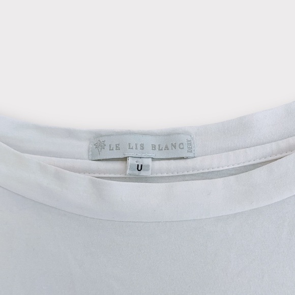 Le Lis Blanc Deux Women’s Top Boxy Crop Folded Elbow Length Sleeve Crisp White - Picture 4 of 6